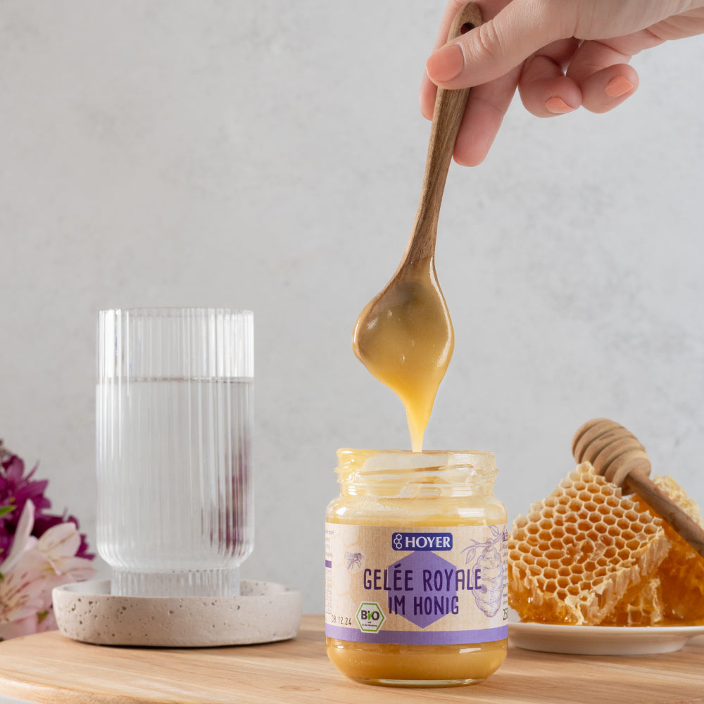 Royal jelly in honey